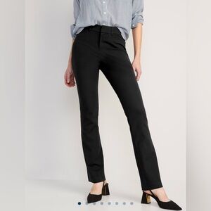 Old Navy high rise pixie flare in black